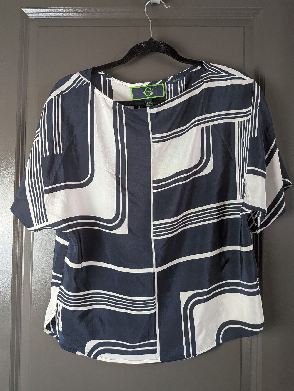 C Wonder Women's 100% Silk Blouse Blue White Abstract Print